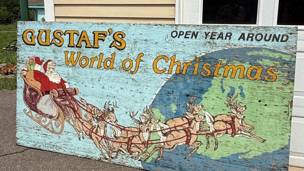 Historic signs found hidden under roof of Lindstrom home bring back memories of local landmark — WCCO / CBS Minnesota, Minot Arts news