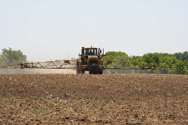 Fertilizer prices continue rising as farmers prepare for 2027 growing season — Minot Business news